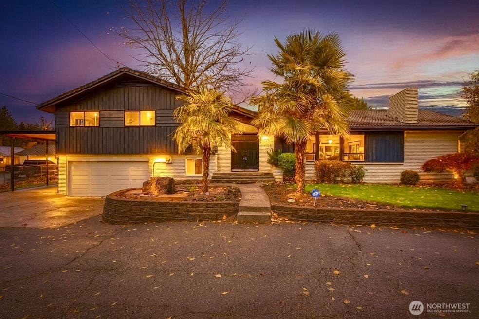 11906 Golden Given Rd E, Tacoma, WA 98445 - photo 1