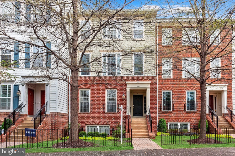 731 Massey Ln, Alexandria, VA 22314 - photo 1