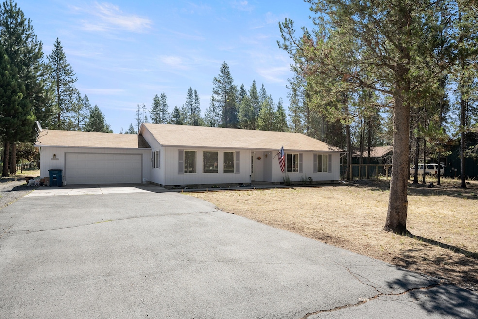 52466 Lost Ponderosa Rd, La Pine, OR 97739 - photo 1