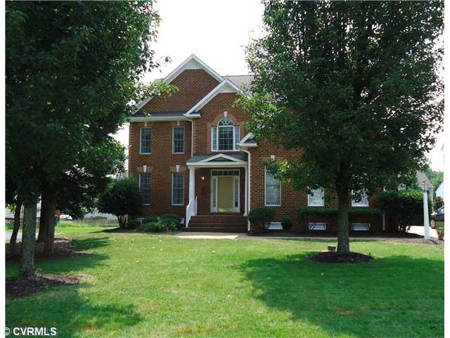 Exterior Front - 11813 Autumnwood Court
