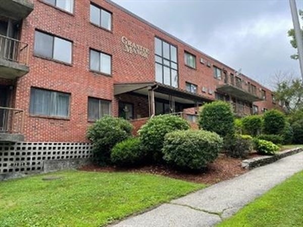 10 Rutledge St unit 3F, Worcester, MA 01604 - photo 1