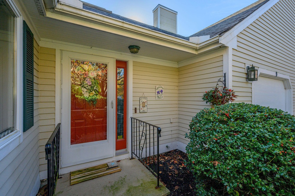 9 Rolling Green Ln, Mashpee, MA 02649 - photo 1