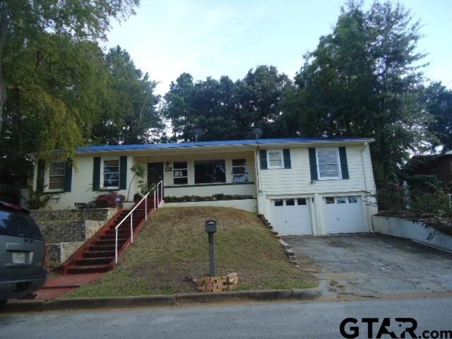 1318 1318 Graham Dr, Tyler, TX 75701 - photo 1