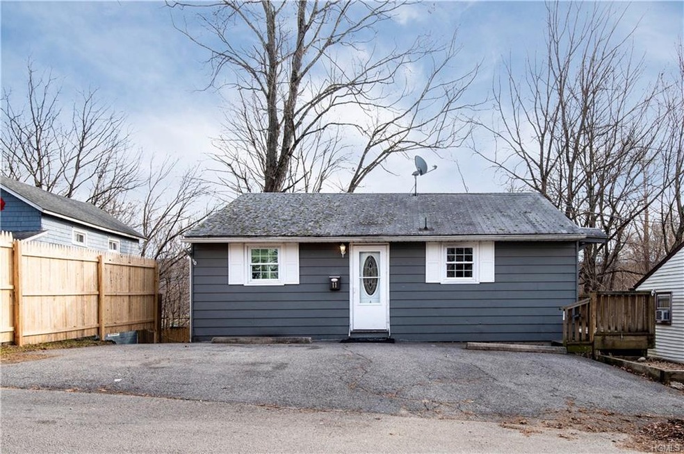 11 Fall St, Port Jervis, NY 12771 - photo 1