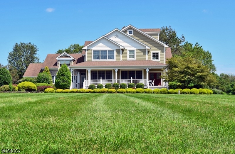 156 Butler Rd, Franklin Park, NJ 08823 - photo 1