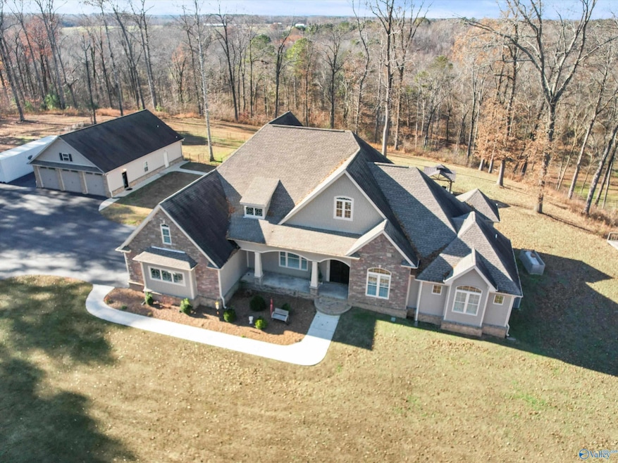 343 Mccutcheon Ln, Toney, AL 35773 - photo 1