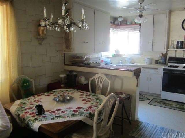 Lower Unit Kitchen & Dining area