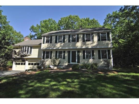 82 Camelot Dr, Bedford, NH 03110 - photo 1