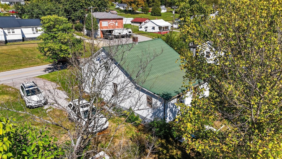 02_2027_Wisemantown_Rd_Irvine_KY_40336_U