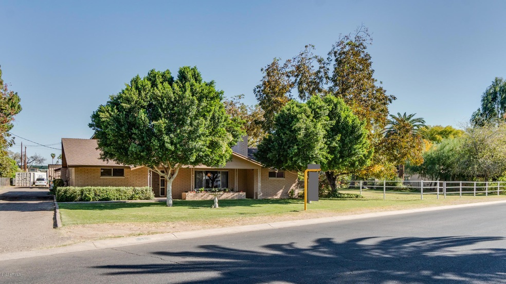 515 S Esquire Way-1