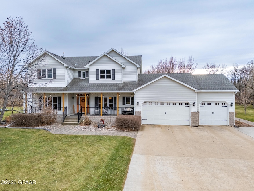 2801 69th Ave S, Grand Forks, ND 58201 - photo 1