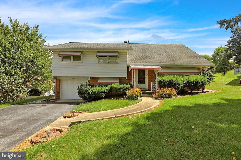 505 Kutz Ct, Reading, PA 19609 - photo 1