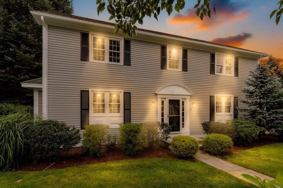 12 Dickson Ln unit 12, Weston, MA 02493 - photo 1