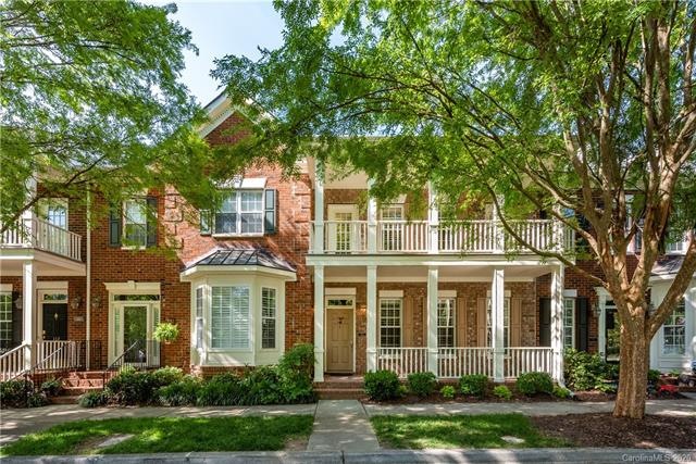 Welcome home to 108 S Faulkner Way...double front 