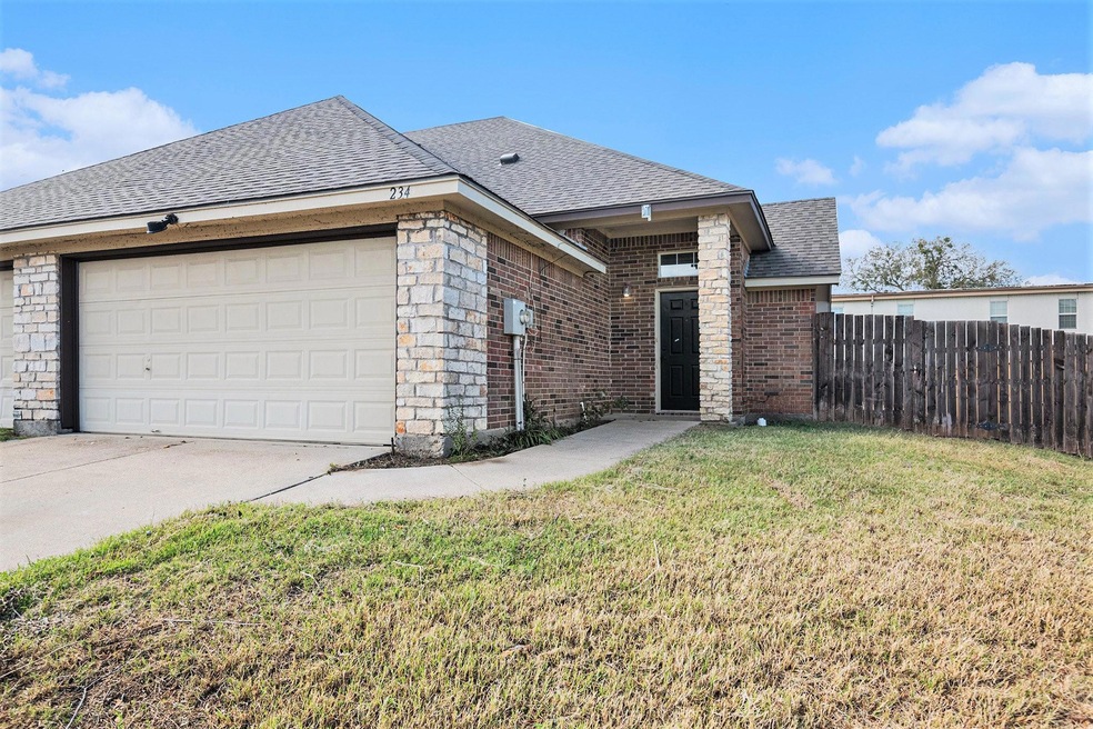 234 Rentz Place Cir, Weatherford, TX 76086 - photo 1