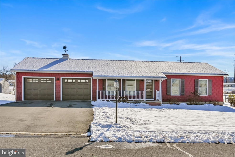 612 Orchard Ave, Schuylkill Haven, PA 17972 - photo 1