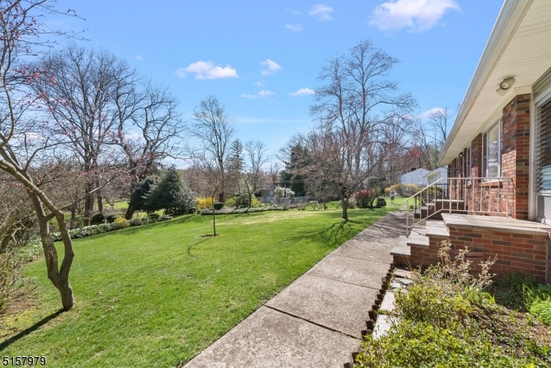 1551 Long Meadow, Mountainside, NJ 07092 - photo 1