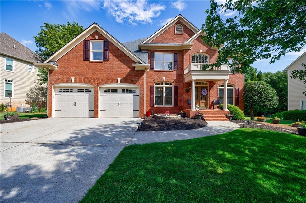 5695 Millwick Dr, Alpharetta, GA 30005 - photo 1