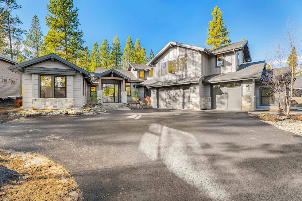 Sold $2,950,000 • Co-Listing Agent