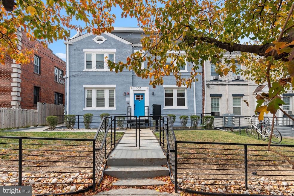 5012 2nd St NW unit 2, Washington, DC 20011 - photo 1