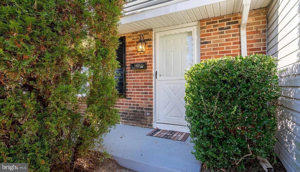 For Sale $255,000 • Co-Listing Agent