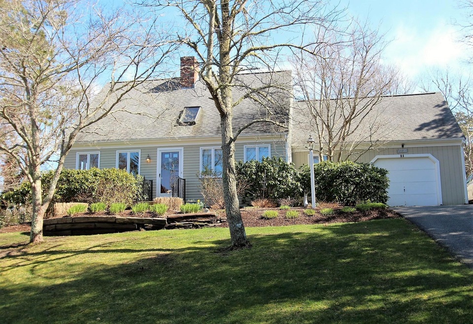 21 Cap'N Isiah's Rd, Barnstable, MA 02635 - photo 1