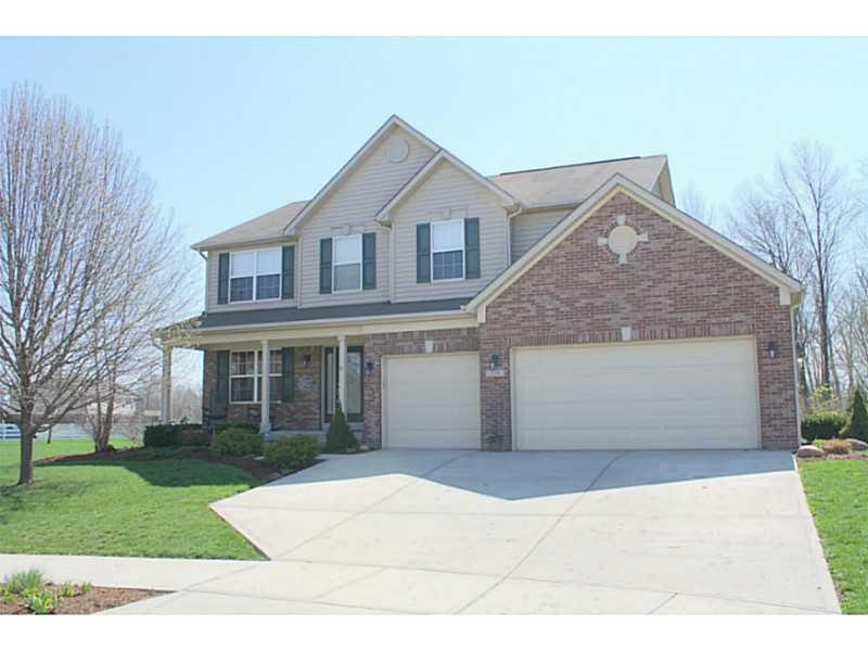 5739 Yorktown Ln, Plainfield, IN 46168 - photo 1
