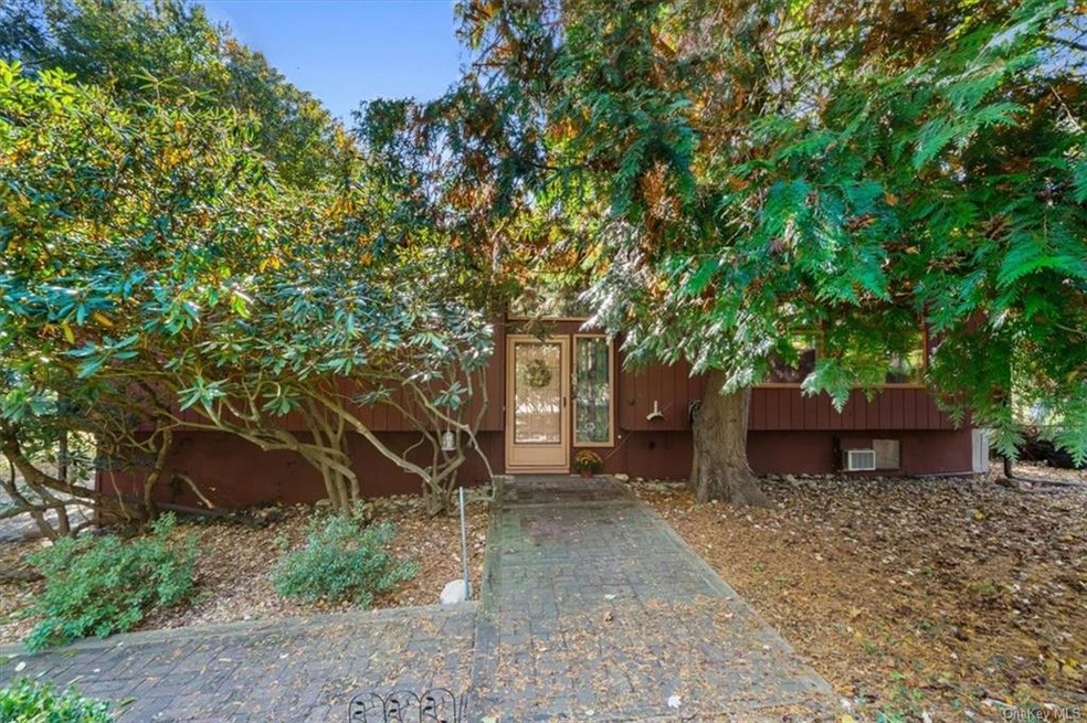 5 Lakeview Ave E, Cortlandt Manor, NY 10567 - photo 1