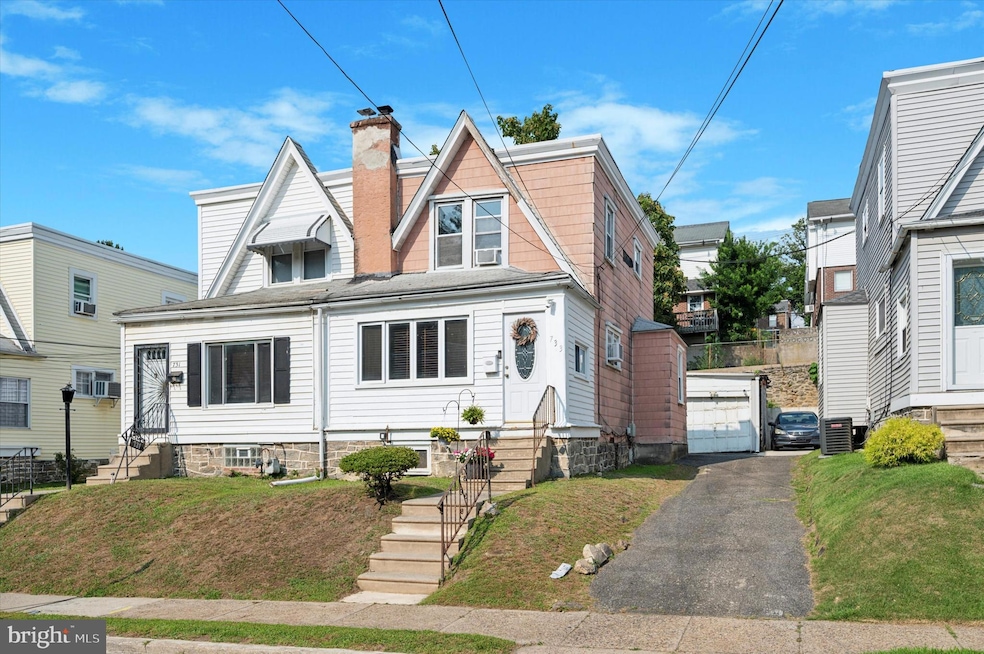 733 Yeadon Ave, Lansdowne, PA 19050 - photo 1