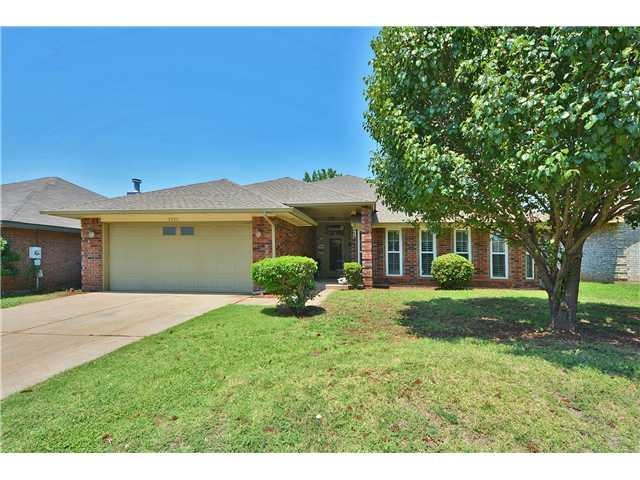 Exterior Front. 1717 Rocky Mountain Way, Edmond, O