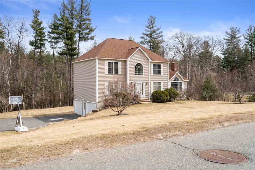 5 Lori Ln, Londonderry, NH 03053 - photo 1