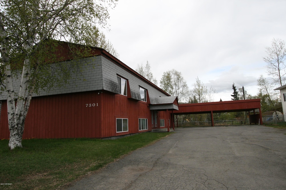 7301 E 21st Ave unit 4, Anchorage, AK 99504 - photo 1
