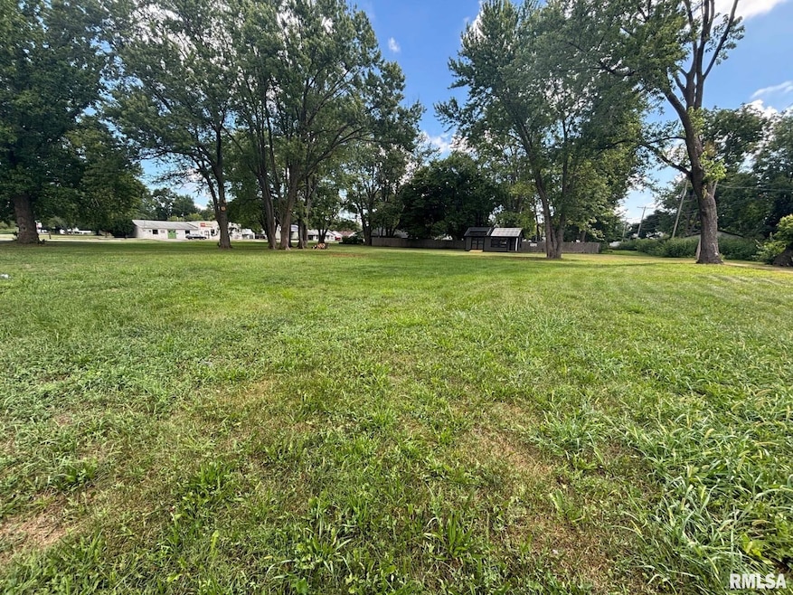 Pending $24,900 • Co-Listing Agent