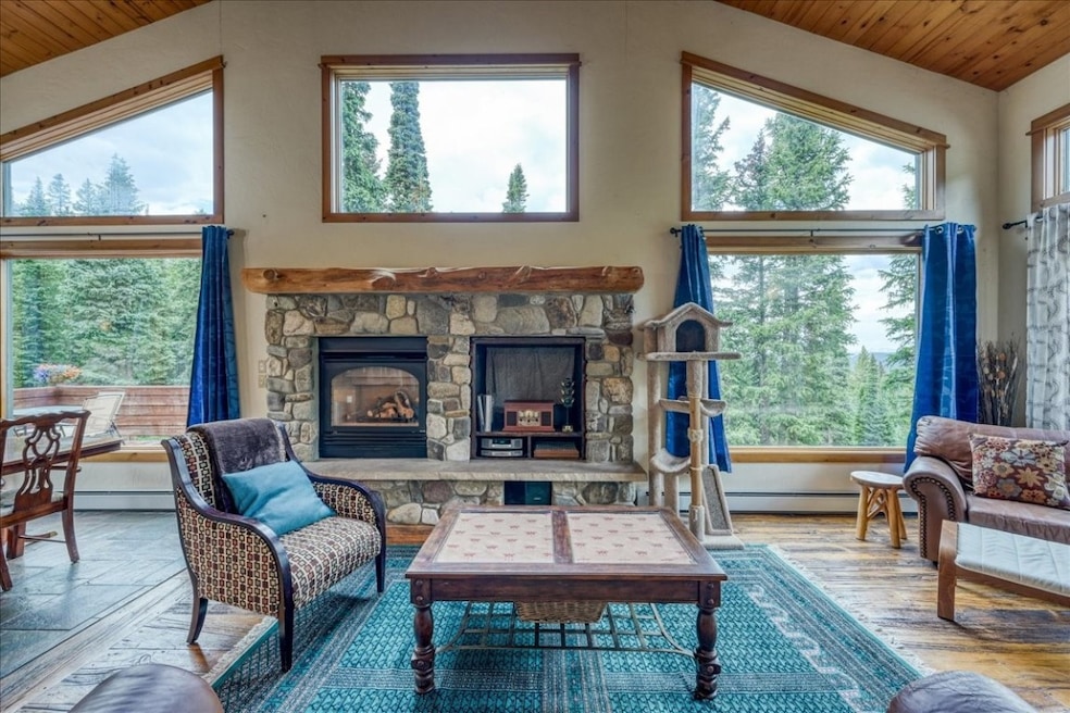 For Sale $1,099,000 • Co-Listing Agent