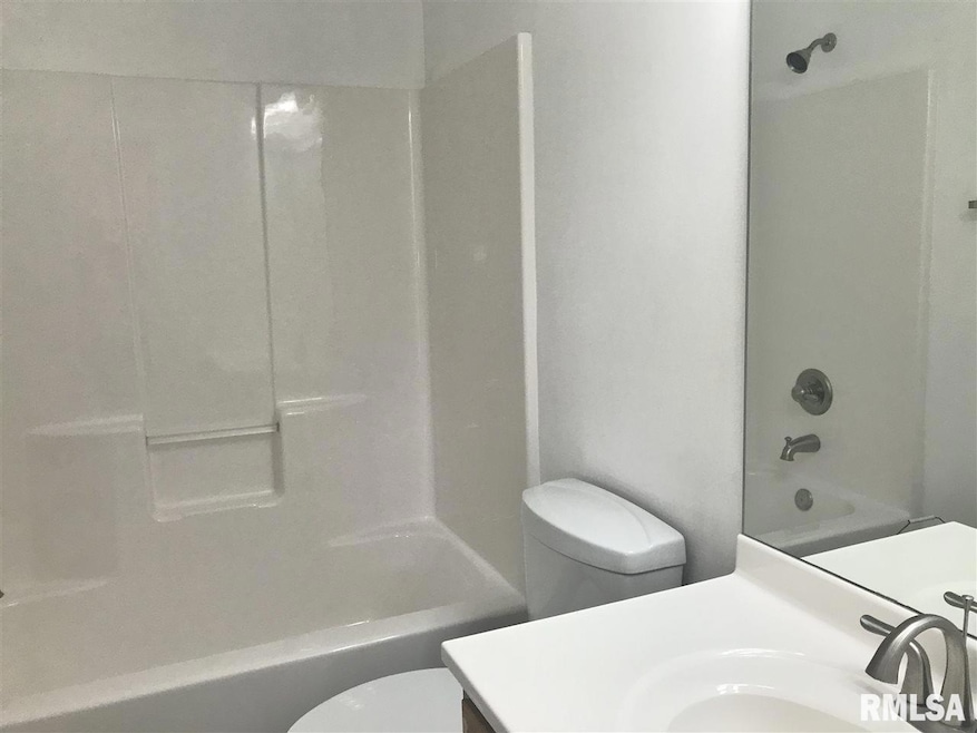 3706 W 46th St, Davenport, IA 52806 - photo 1