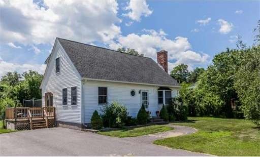 18 Royal Ln, Agawam, MA 01001 - photo 1