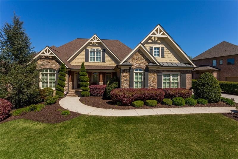 GORGEOUS FOUR SIDED BRICK HOME!