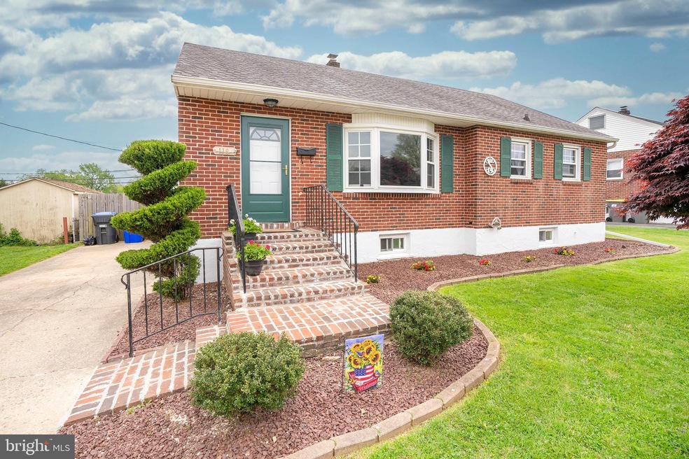 110 Bestfield Rd, Wilmington, DE 19804 - photo 1