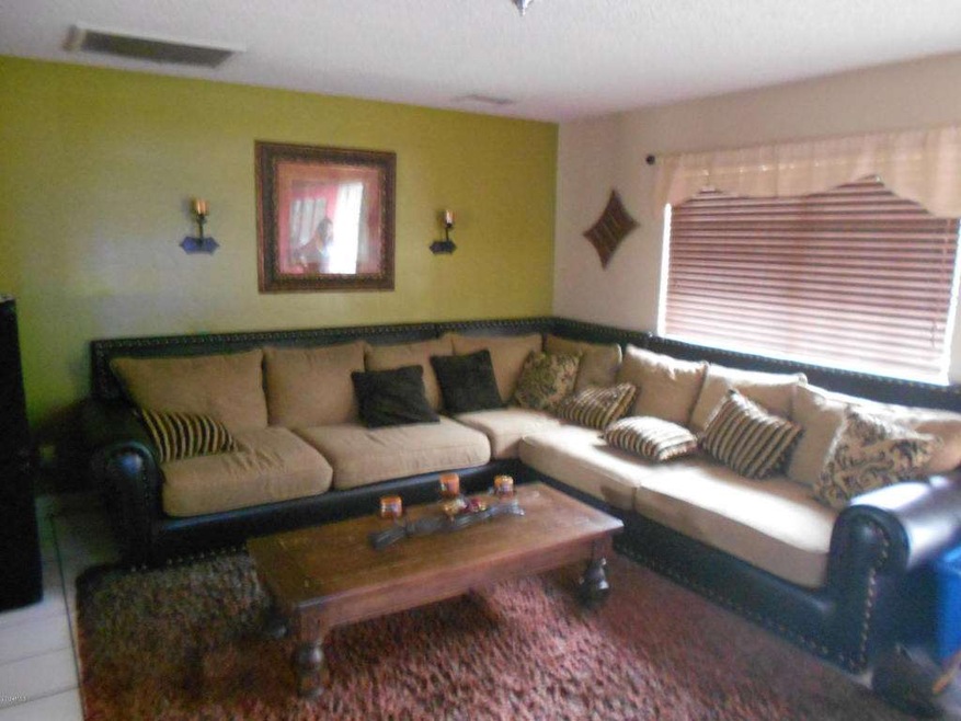 7532 W Flower St unit 1, Phoenix, AZ 85033 - photo 1