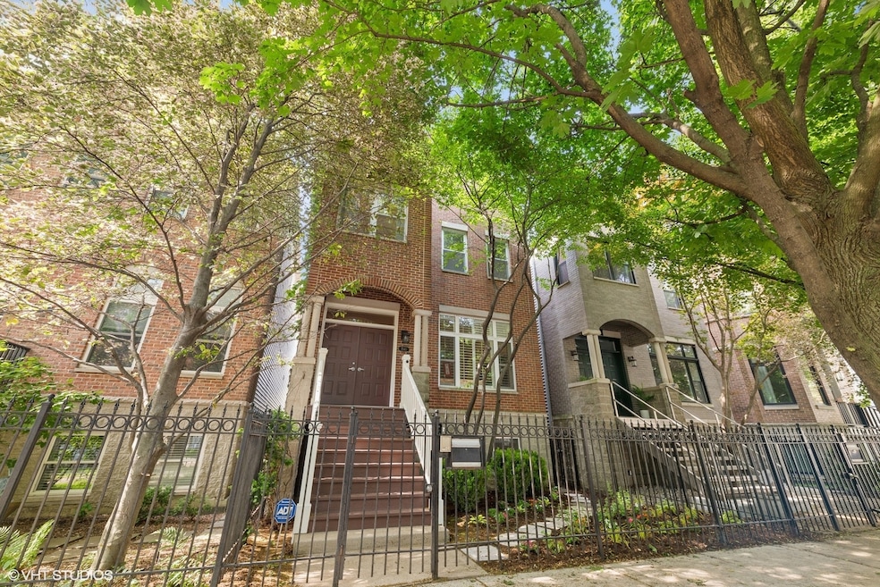 Sold $1,580,000 • Co-Listing Agent