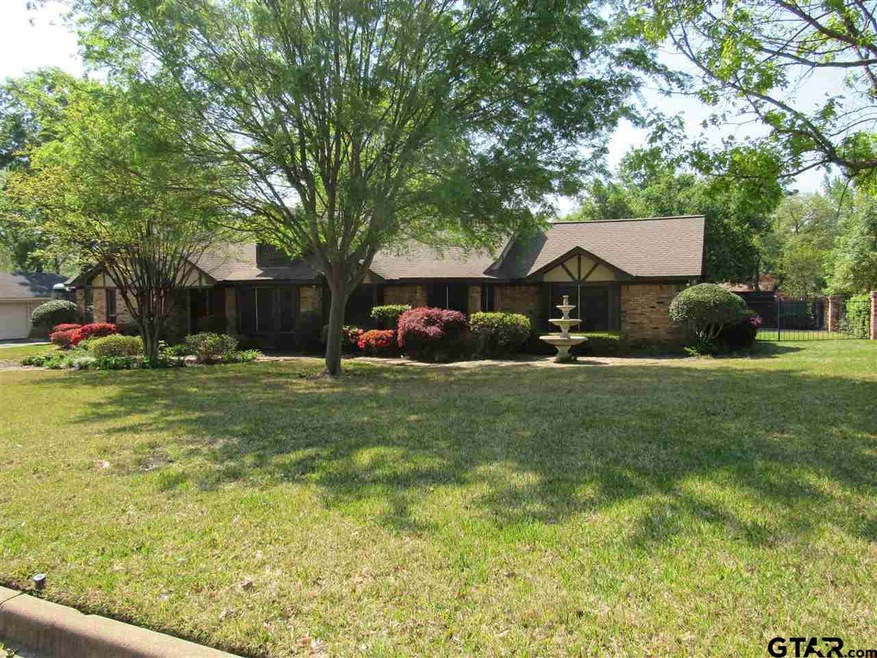 4801 Picadilly Place, Tyler, TX 75703 - photo 1