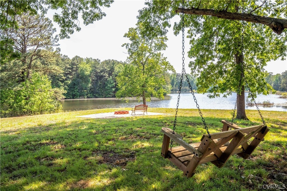 17301 Templeton Rd, Disputanta, VA 23842 - photo 1