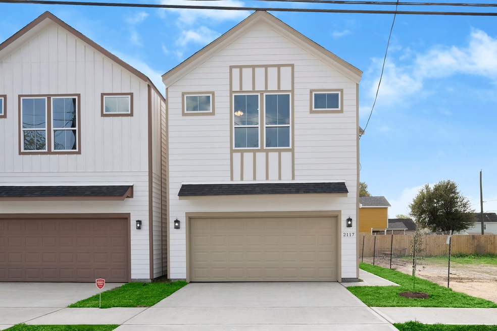 2117 Esther Dr, Houston, TX 77088 - photo 1