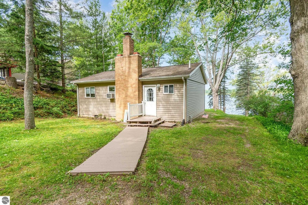 Sold $249,000