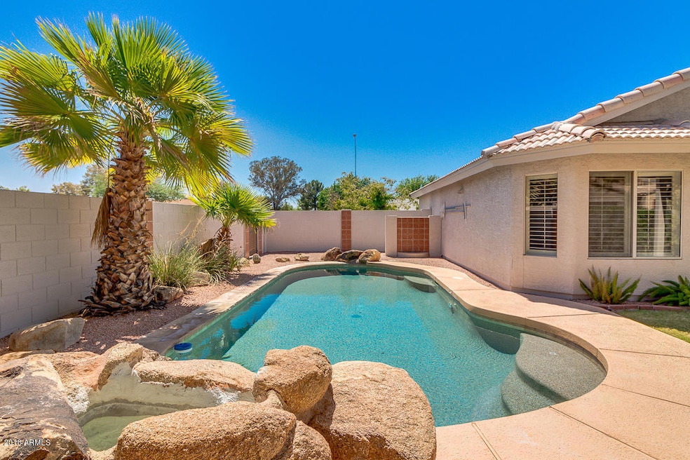 2558 E Garnet Ave, Mesa, AZ 85204 - photo 1