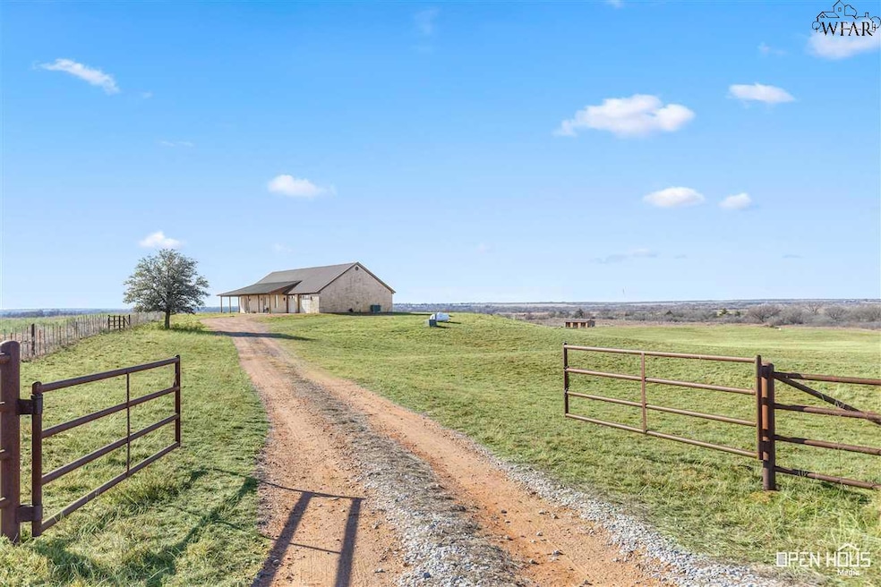 246578 E 1970 Rd, Devol, OK 73531 - photo 1