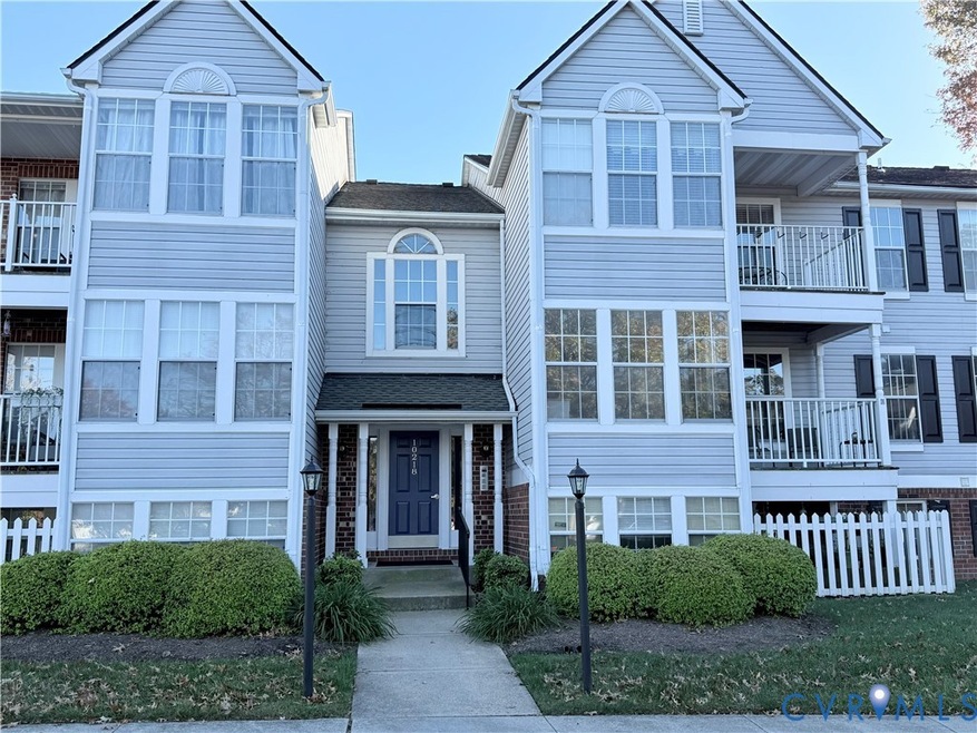 10218 Wolfe Manor Ct unit 308, Glen Allen, VA 23060 - photo 1