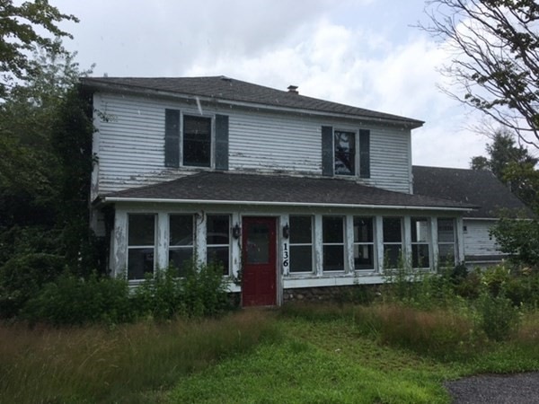 136 Maple Ave, Rutland, MA 01543 - photo 1