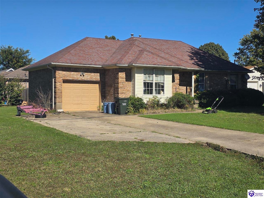 280 Love Ave, Mount Washington, KY 40047 - photo 1