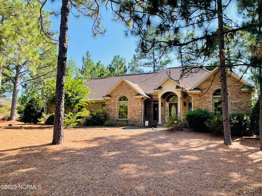 6 Juniper Creek Blvd